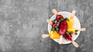 Fresh ice cream recipes to combat the summer. Fresh ice cream recipes to combat the summer.
