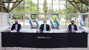 El presidente Alberto Fernández encabezó los anuncios de la nueva cuarentena en la Quinta de Olivos.