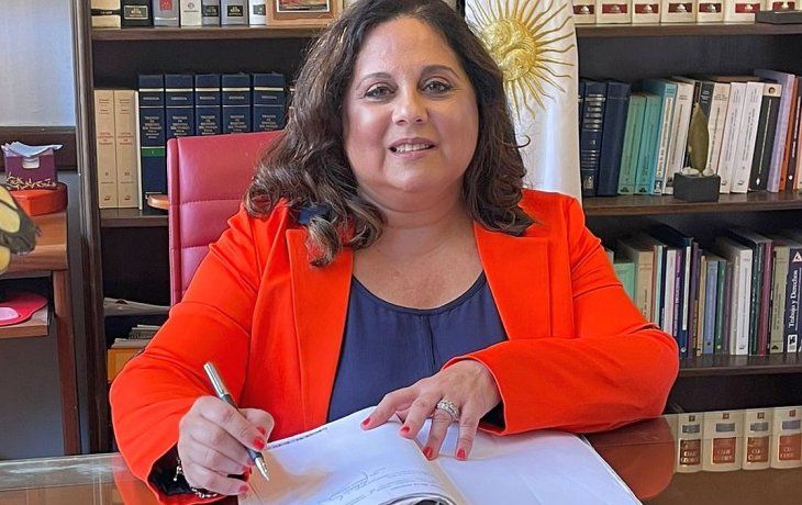 dobarro pidio ponerse en accion para lograr un poder judicial con perspectiva de genero