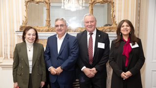  Raúl Jalil, fue el orador principal de un desayuno de trabajo organizado este martes por el Council of the Americas/Americas Society en su sede en Nueva York.