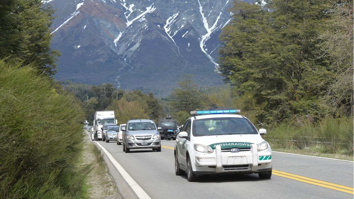 Las cuatro mujeres detenidas en operativo en Villa Mascardi serán trasladadas a Bariloche