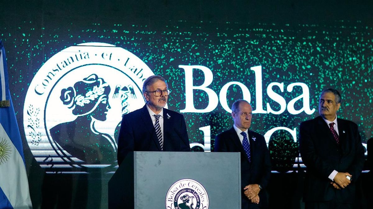 Milei reduce retenciones: el agro celebra y pide más reformas