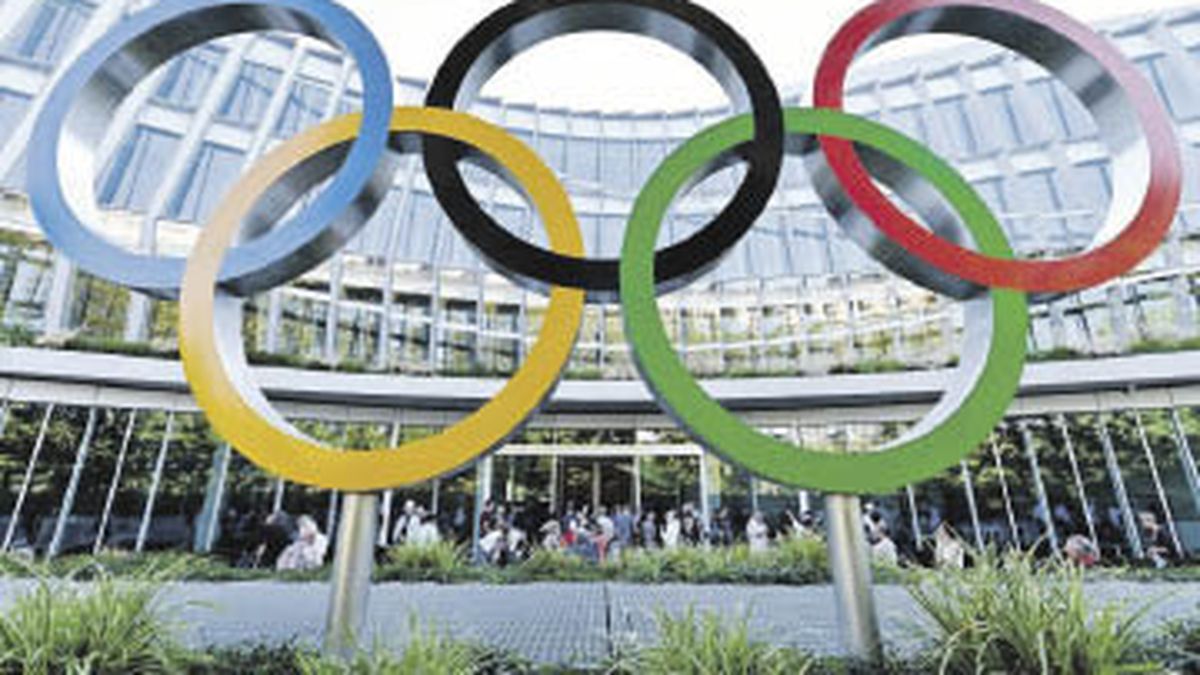 The IOC had profits of US,600 M and distributed US0.3 M among the federations