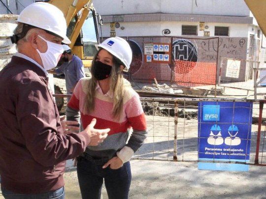 Malena Galmarini y Néstor Grindetti en Lanús.