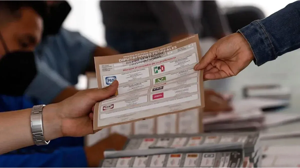 Mexico holds elections and could consecrate the first female president in its history