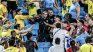 Colombian fans and Uruguayan players were the protagonists of an unforgettable ending Colombian fans and Uruguayan players were the protagonists of an unforgettable ending