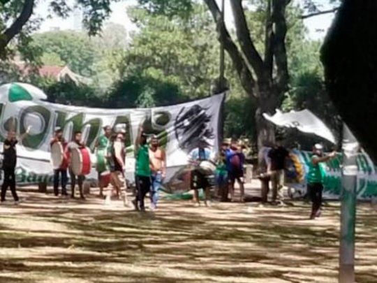 Barras de Boca, River, San Lorenzo y Excursionistas apresados en múltiples allanamientos.