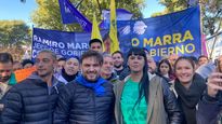 El precandidato a jefe de Gobierno por La Libertad Avanza dialogó con vecinos.