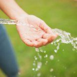 Este invento que potabiliza el agua en cuestión de minutos. Este invento que potabiliza el agua en cuestión de minutos.