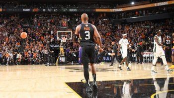 phoenix suns dio el primer golpe ante milwaukee bucks