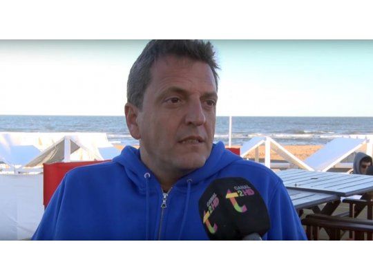 Massa desactivó un posible acuerdo con la senadora: Nos separa más de un océano. Hace unos días, Graciela Camaño había indicado que no hay ninguna posibilidad de un acuerdo.