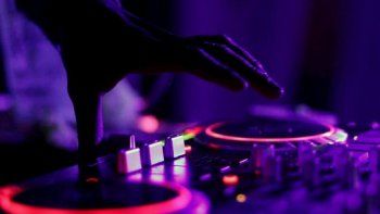 Sadaic ya no cobrará por pasar música en fiestas privadas.
