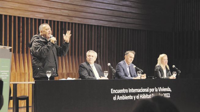 Compañeros. Luis D’Elía expuso en el CCK invitado por Alberto Fernández. Se reacomoda la interna en el FDT.