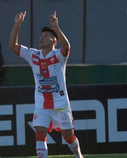 Talleres de Remedios de Escalada dio el primer golpe de la Copa