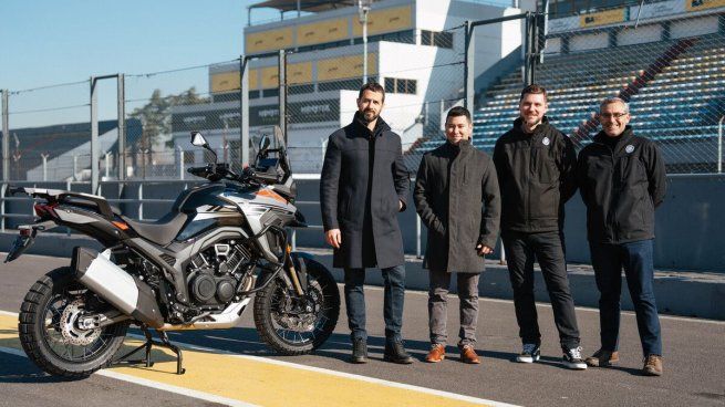 Morbidelli presentó sus modelos en el Gálvez 
