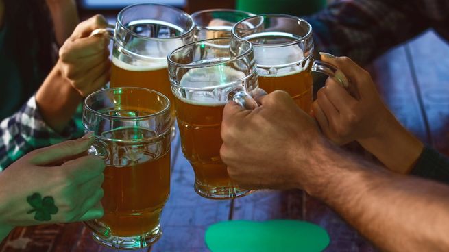 La movida se concentra en Palermo, Recoleta, Belgrano y Retiro.