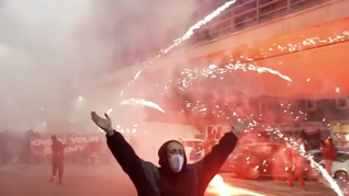 La protesta se produjo apenas un día después de la inauguración de los 25.º Juegos Olímpicos de Invierno. La protesta se produjo apenas un día después de la inauguración de los 25.º Juegos Olímpicos de Invierno.