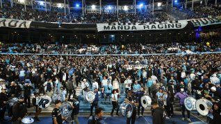 Supo ser parte de un importante equipo de la Academia, pero no encuentra club para continuar su carrera. Supo ser parte de un importante equipo de la Academia, pero no encuentra club para continuar su carrera.