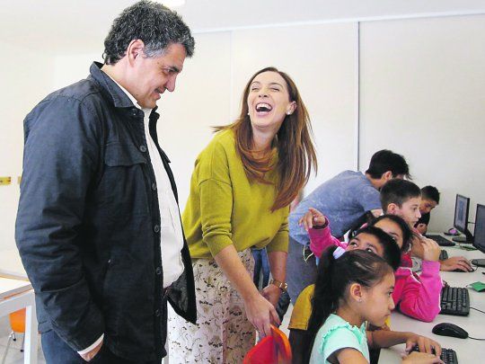 Posmacrismo. Vidal acompa&ntilde;o ayer a Jorge Macri en un centro barrial de infancia en Villa Martelli.
