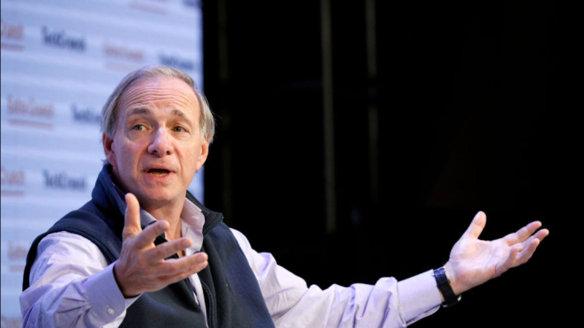 Famous investor Ray Dalio warned of an impending debt crisis in the United States