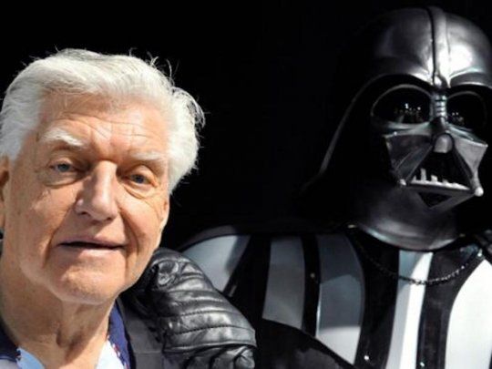 El actor británico Dave Prowse, que interpretó a Darth Vader en la trilogía original de Star Wars.