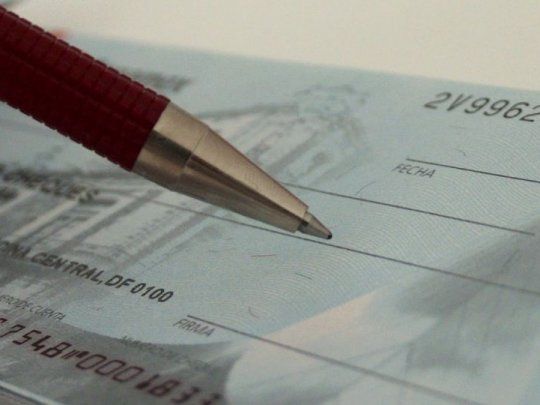 Empresas podrán computar 33% del impuesto al cheque a cuenta de Ganancias