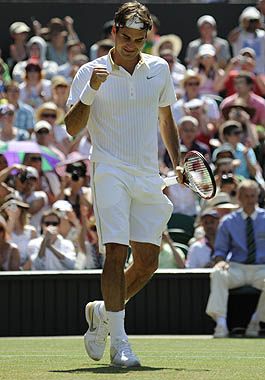 Federer festeja. En semifinales se verá las caras con Tommy Haas.