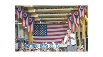 ámbito.com | El revitalizado Mitt Romney habla en un acto proselitista en Mount Vermont, Ohio.