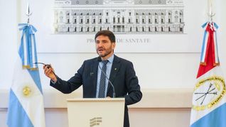 Santa Fe salió a los mercados internacionales de deuda. Santa Fe salió a los mercados internacionales de deuda.