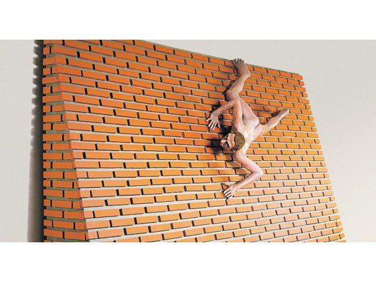 Pablo Suárez. “Cucaracha”, obra que refuerza el carácter irónico de algunas obras de la megamuestra, como señala Alejandro Katz.