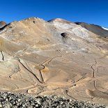 CAEM insistió en la necesidad de definiciones más precisas, especialmente sobre zonas periglaciares, para evitar que geoformas sin función hídrica relevante sean consideradas áreas estratégicas. CAEM insistió en la necesidad de definiciones más precisas, especialmente sobre zonas periglaciares, para evitar que geoformas sin función hídrica relevante sean consideradas áreas estratégicas.