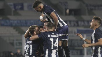 En lo más alto. Talleres le ganó a Estudiantes y manda en la Liga Profesional.