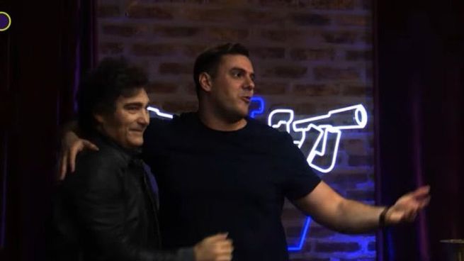 Milei junto al Gordo Dan. 