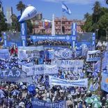 Se espera una nutrida manifestación donde confluyan sindicatos, movimientos sociales y partidos opositores, entre otros sectores. Se espera una nutrida manifestación donde confluyan sindicatos, movimientos sociales y partidos opositores, entre otros sectores.