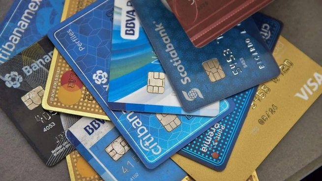&nbsp;Banamex, BBVA México, Banco Azteca y más bancos advierten a sus clientes que no hagan esto con sus tarjetas de crédito.