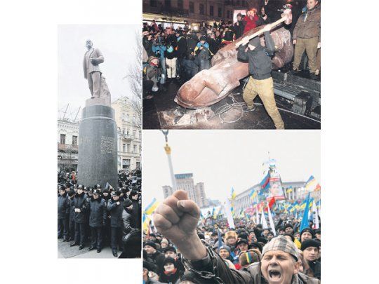 Good bye Lenin. Al final de la manifestación opositora en Kiev, una treintena de extremistas del neonazi Partido de la Libertad derribó una estatua de Lenin que había estado fuertemente custodiada en lo últimos días. Luego destruyeron la cabeza a martillazos y repartieron los fragmentos. Lenin es una figura detestada por los nacionalistas, que lo consideran un símbolo de la sumisión a Rusia.