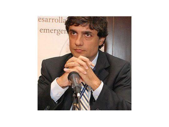 Lacunza aclaró que ayuda a municipios priorizará a nuevos intendentes