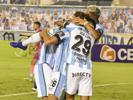 Atlético Tucumán le ganó a Vélez y llega entonado al duelo con Boca.