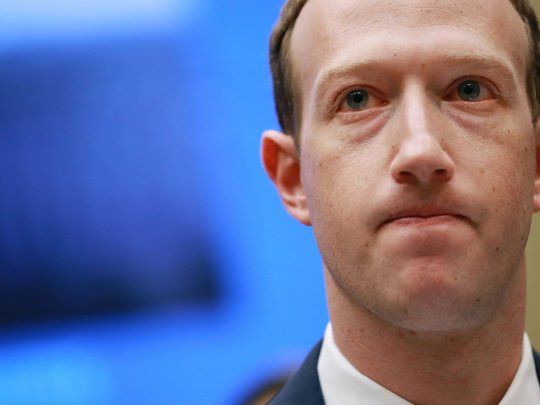 Efecto falla global: Zuckerberg perdió u$s6.600 millones y cayó al sexto lugar en lista