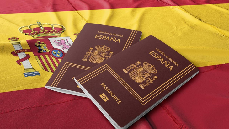Passports from the European Union are the most sought after in the index, being the most sought after by people from other continents. Passports from the European Union are the most sought after in the index, being the most sought after by people from other continents.