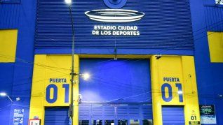 La dererminación de la alcaldía e Benito Juárez de impedir que se juegue con público en el Estadio Ciudad de los Deportes el pasado sábado el partido entre América y Pachuca, hizo que el club de coapa tome la decisión de devolver el importe a&nbsp; los aficionados que ya habían adquirido sus boletos.