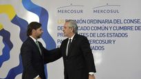 El gobierno analiza el pedido de Argentina para votar esta tarde un préstamo urgente de la CAF.