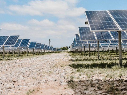 En seis meses es estima que ya esté operando el primer parque solar en Neuquén.