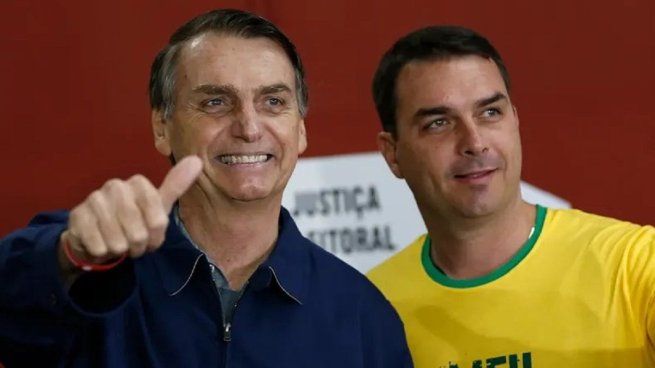 Jair Bolsonaro oficializó el apoyo a su hijo para las elecciones de 2026.