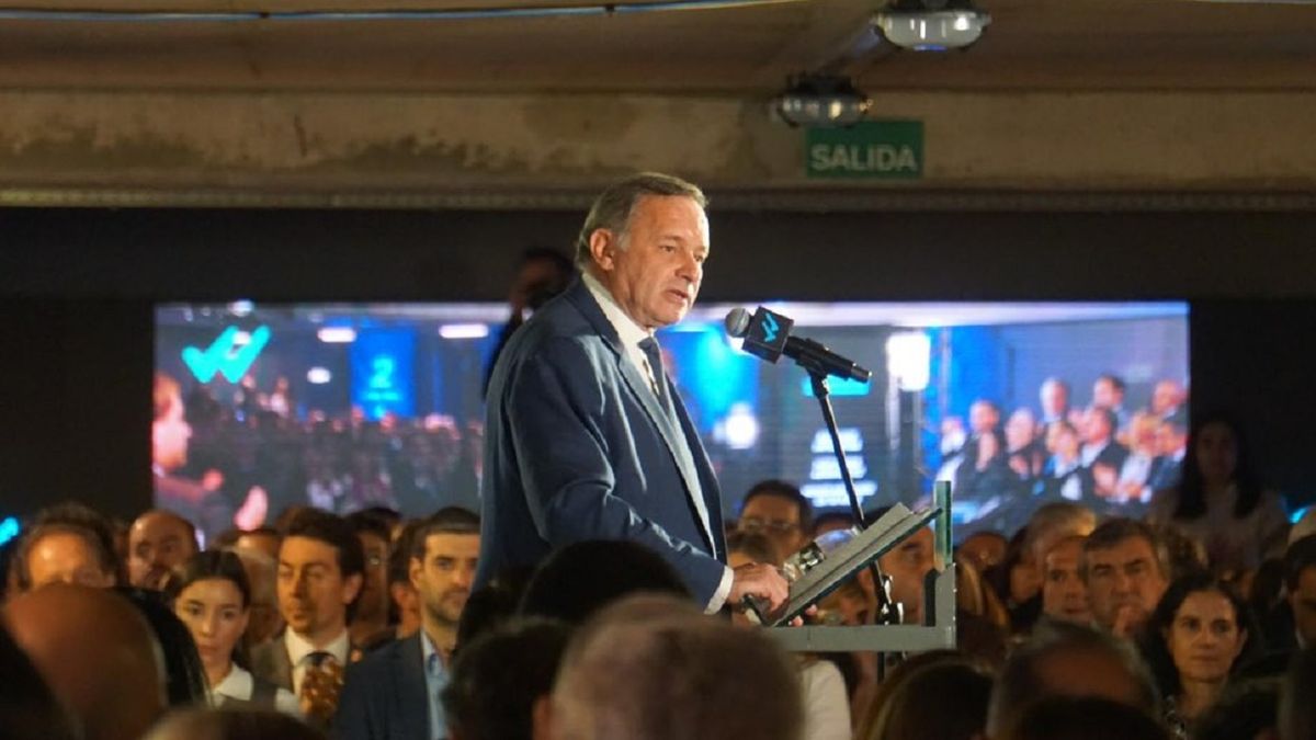 Álvaro Delgado launched his government program to take a leap in competitiveness