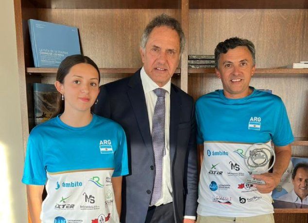 Daniel Scioli recibió a los campeones mundiales de vela en la Secretaría de Deportes Daniel Scioli recibió a los campeones mundiales de vela en la Secretaría de Deportes