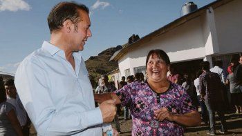 espera. Gutiérrez, en campaña por su reelección, siguió de cerca la negociación con los estatales y confía en cerrar un acuerdo con los gremios de los maestros.