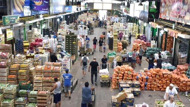 Los aumentos de precios en frutas y verduras habrían explicado parte importante de la inflación de septiembre.