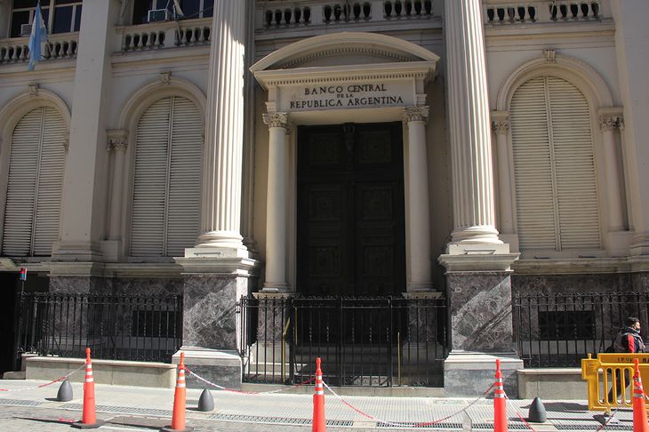 banco-central-bcra-rem-tasas