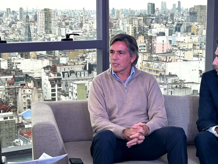 Augusto Posleman. Augusto Posleman.